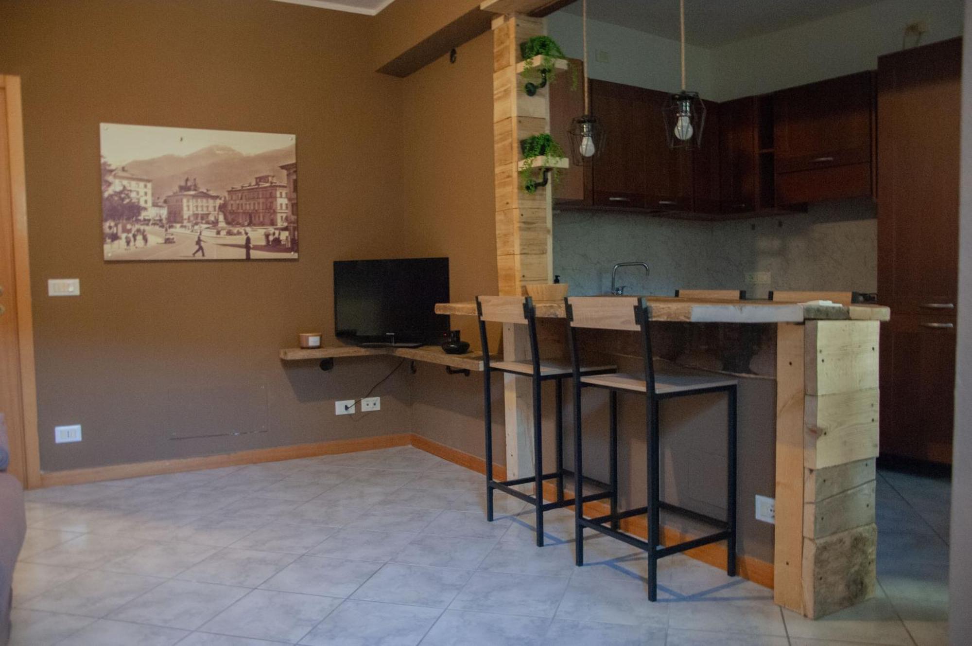 Typical Apartment In Valtellina Sondrio Eksteriør bilde